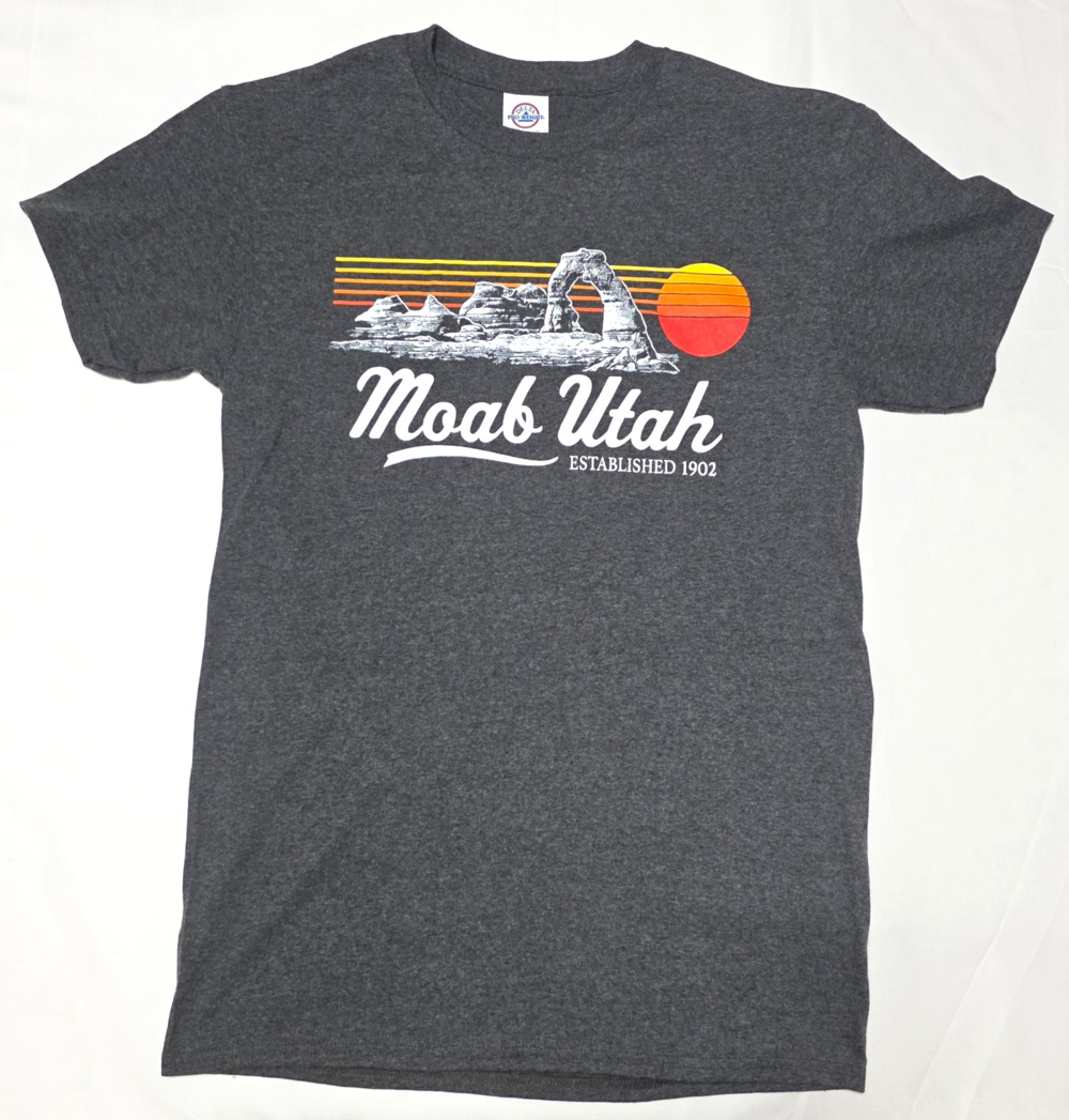 Vintage Delta Pro Weight Moab Utah T-Shirt Small